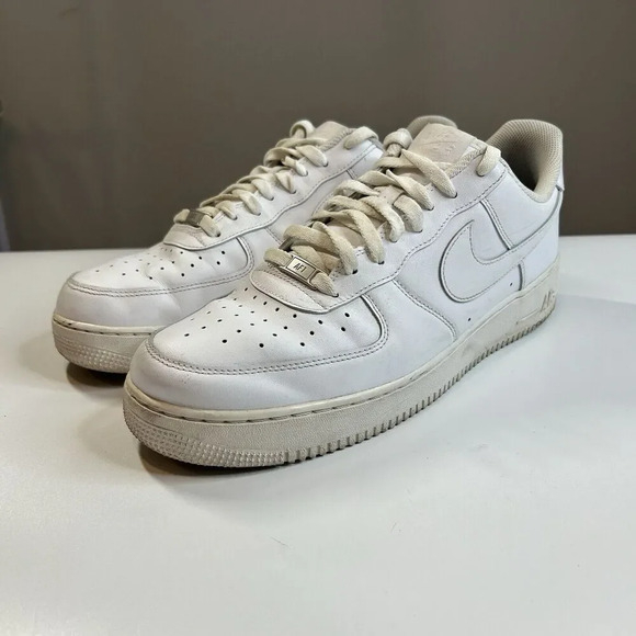 Nike Air Force 1 '07 Low Mens Size 13 White Athletic Shoes Sneakers CW2288-111 - Picture 1 of 8